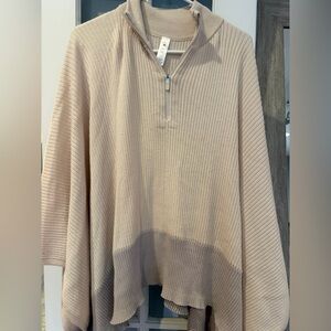 Lululemon On the Go Poncho